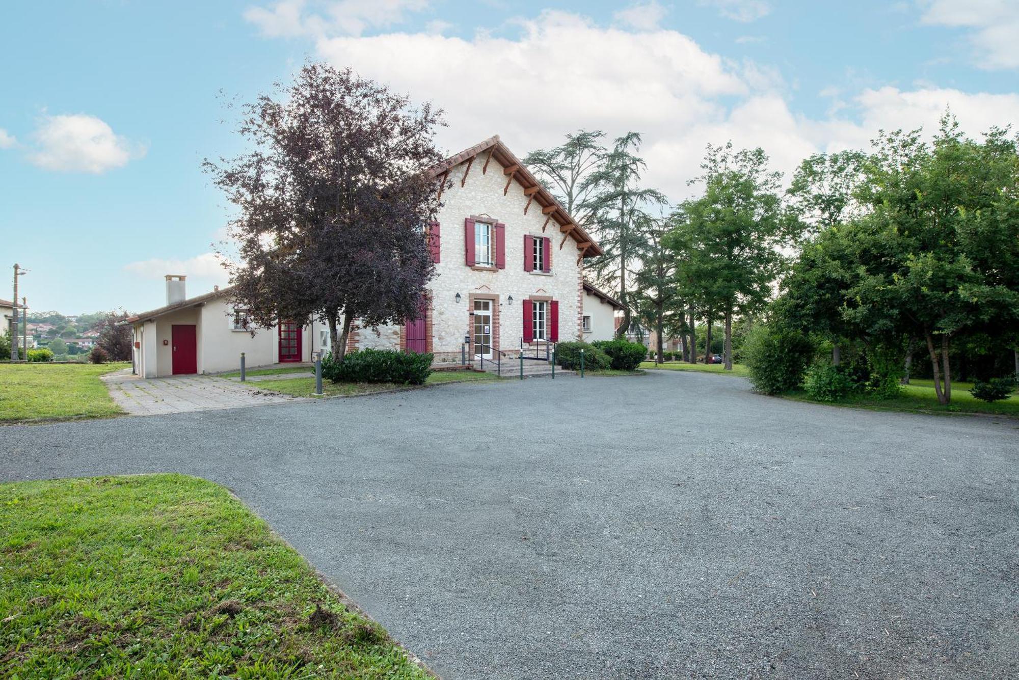 -Maison Calmels-Pmr-7 Chambres Et 7 Sdb - Proche Albi Carmaux Kültér fotó